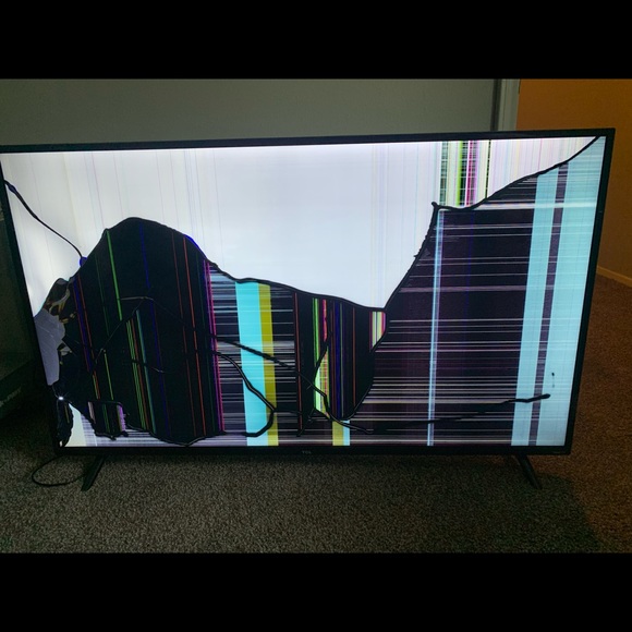 50 inch TCL Roku TV - Picture 3 of 3